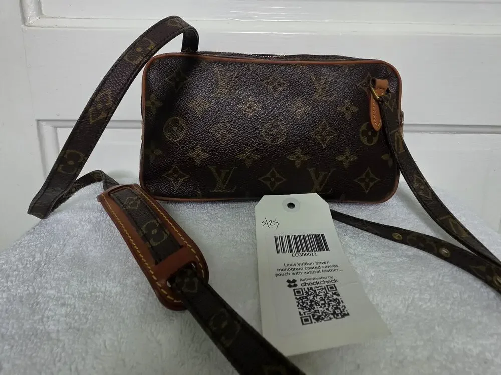 Louis Vuitton Monogram Pochette Marley Bandouliere w/COA & Dust Bag
